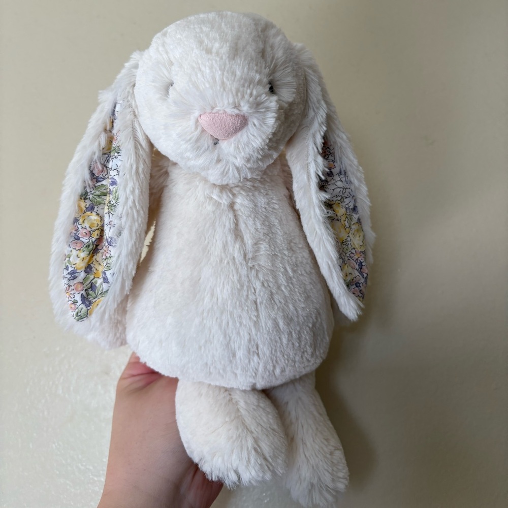 Jellycat Calli bunny BNWOT